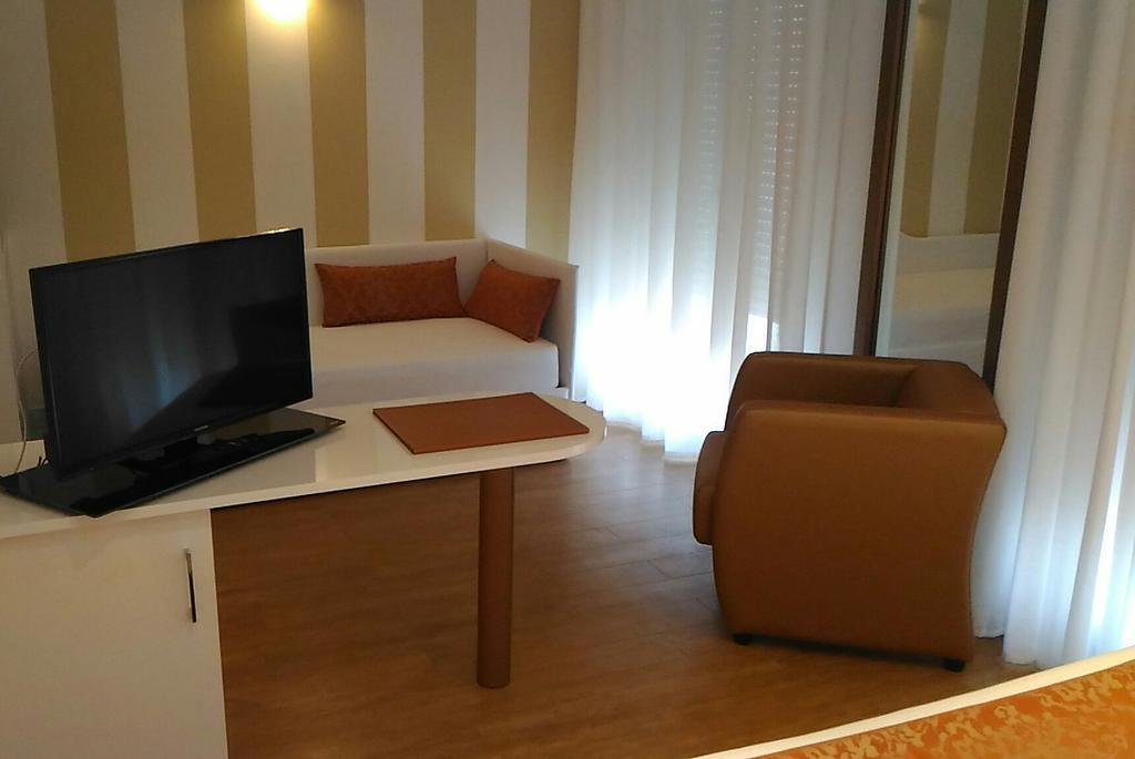 מילאנו מריטימה Hotel Michelangelo מראה חיצוני תמונה