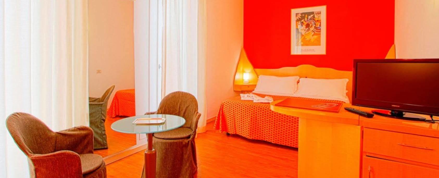 מילאנו מריטימה Hotel Michelangelo מראה חיצוני תמונה