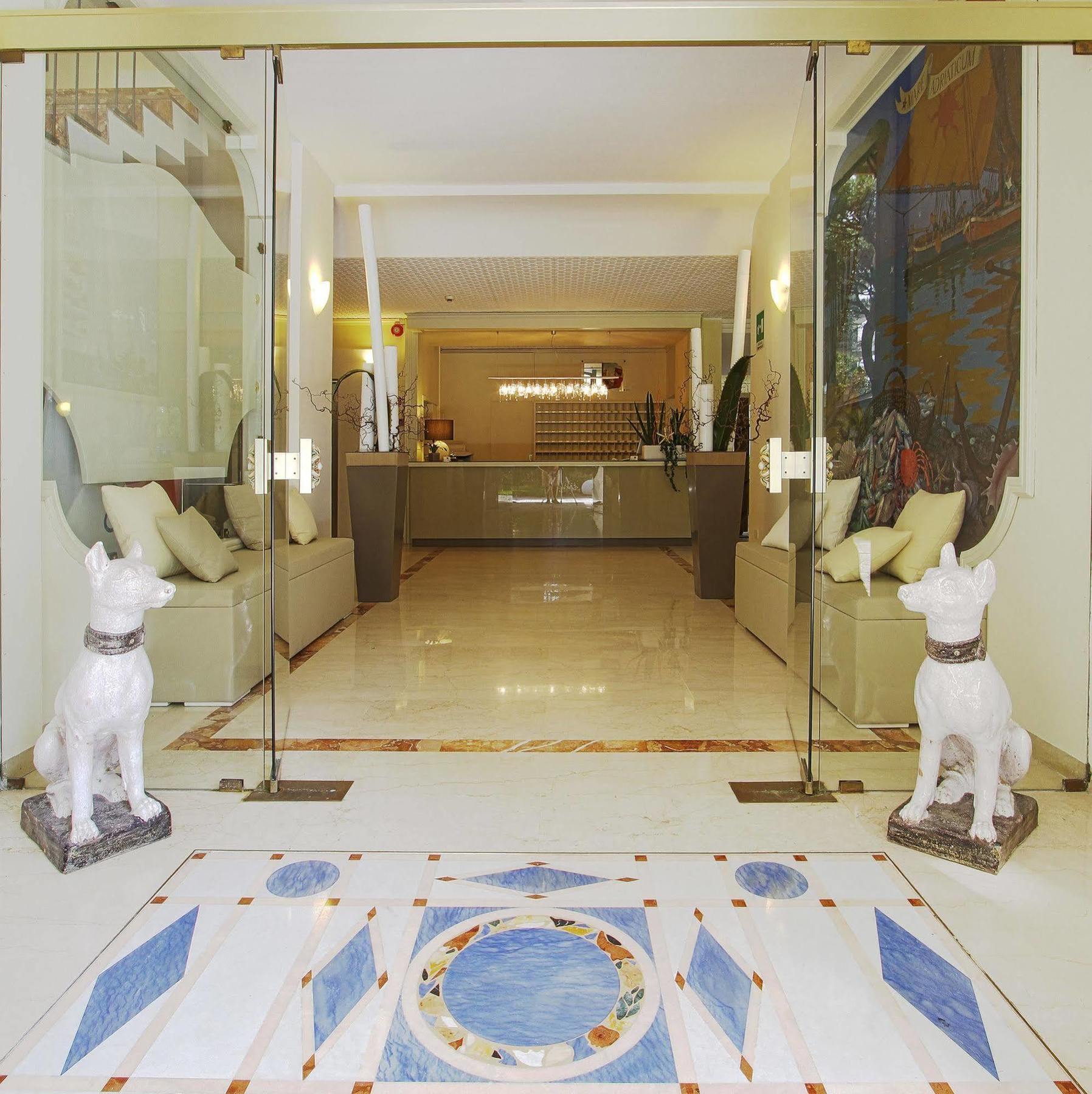מילאנו מריטימה Hotel Michelangelo מראה חיצוני תמונה